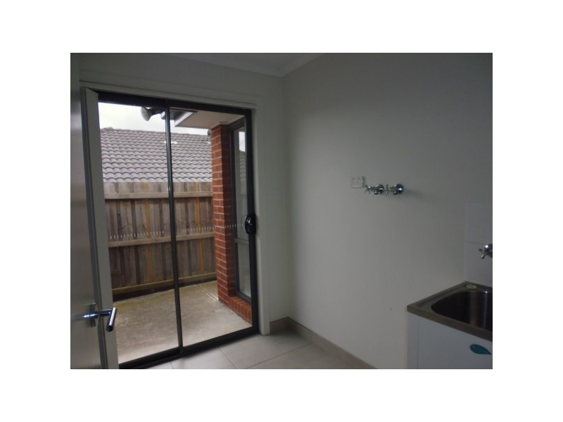 27 Carrum Woods Drive, Carrum Downs VIC 3201
