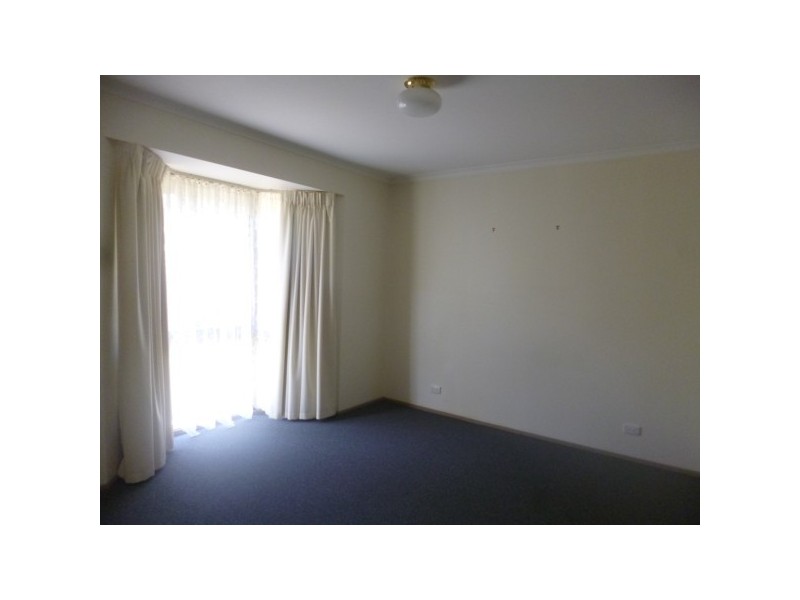31 Greenwood Drive, Carrum Downs VIC 3201