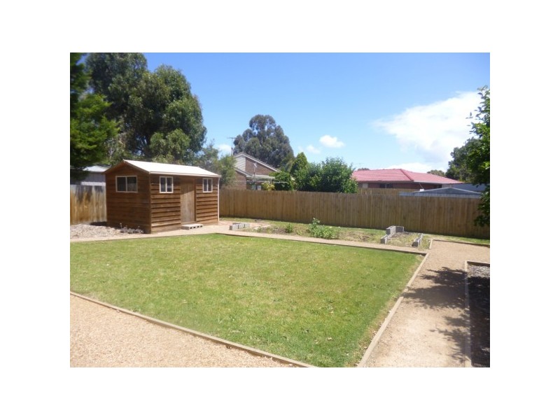 31 Greenwood Drive, Carrum Downs VIC 3201