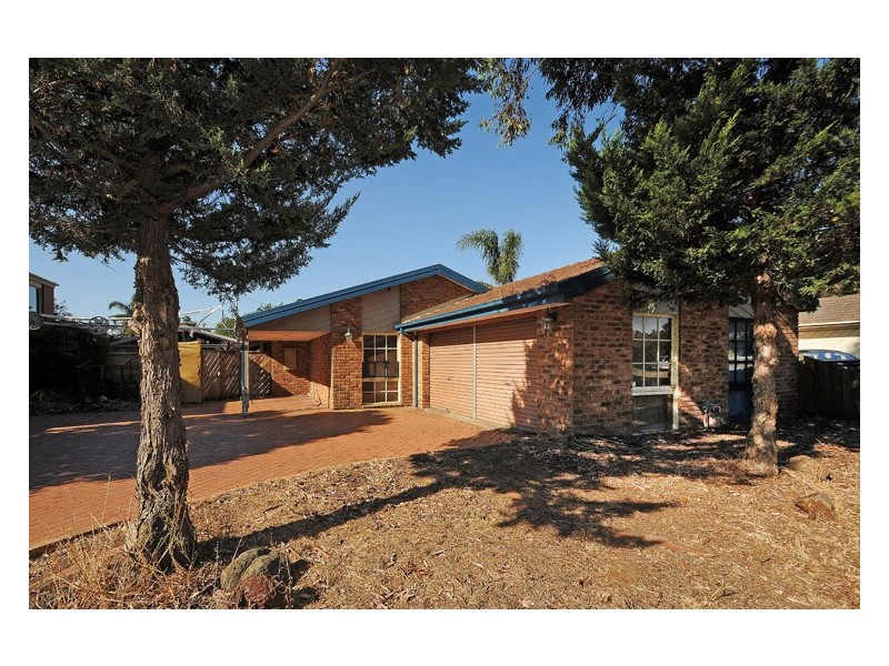 7 Munday Court, Skye VIC 3977