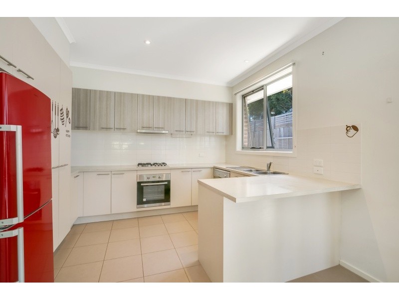 2 Butternut Close, Seaford VIC 3198