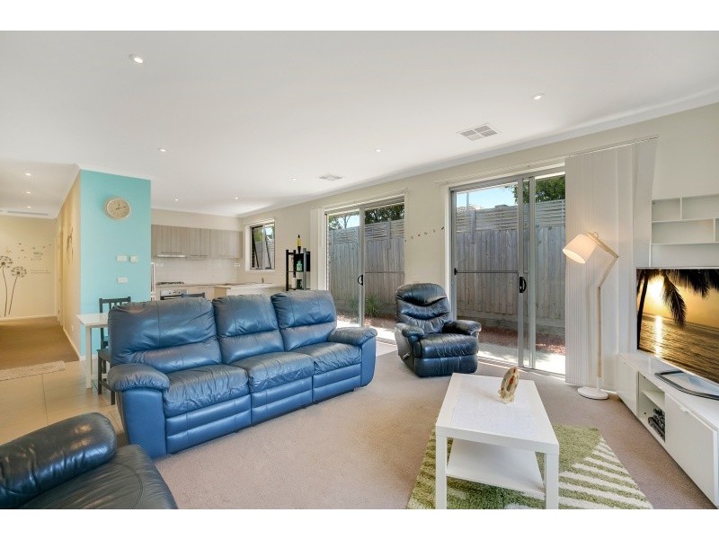 2 Butternut Close, Seaford VIC 3198