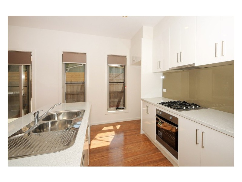 2/48 Shearwater Drive, Carrum Downs VIC 3201