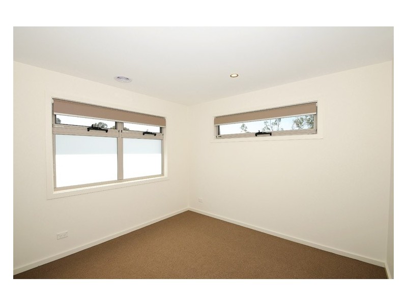 2/48 Shearwater Drive, Carrum Downs VIC 3201