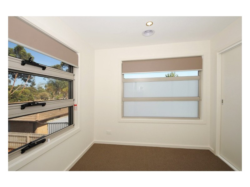 2/48 Shearwater Drive, Carrum Downs VIC 3201