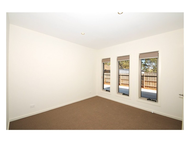 2/48 Shearwater Drive, Carrum Downs VIC 3201