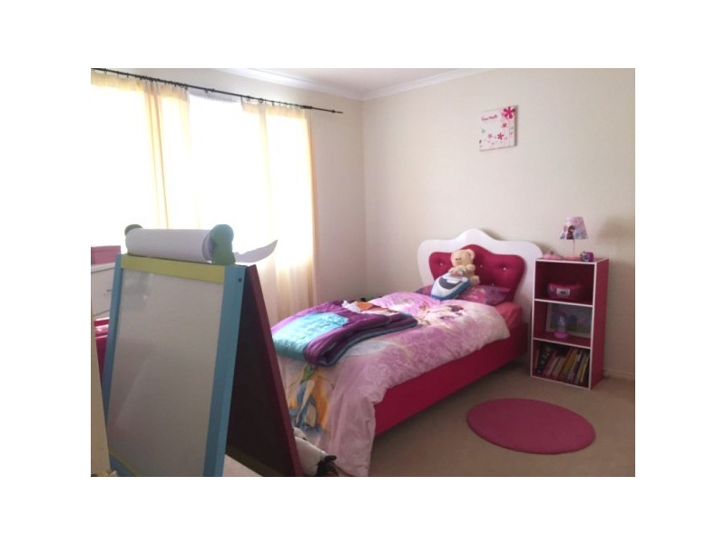 50 Chardonnay Drive, Skye VIC 3977