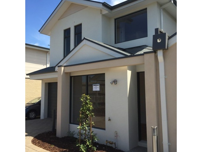 8/22 Mc Cormicks Road, Skye VIC 3977