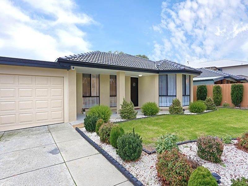27 Herbert Road, Carrum Downs VIC 3201