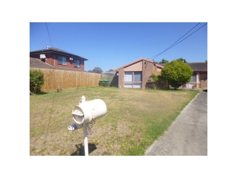 23 Honeyeater Place, Carrum Downs VIC 3201