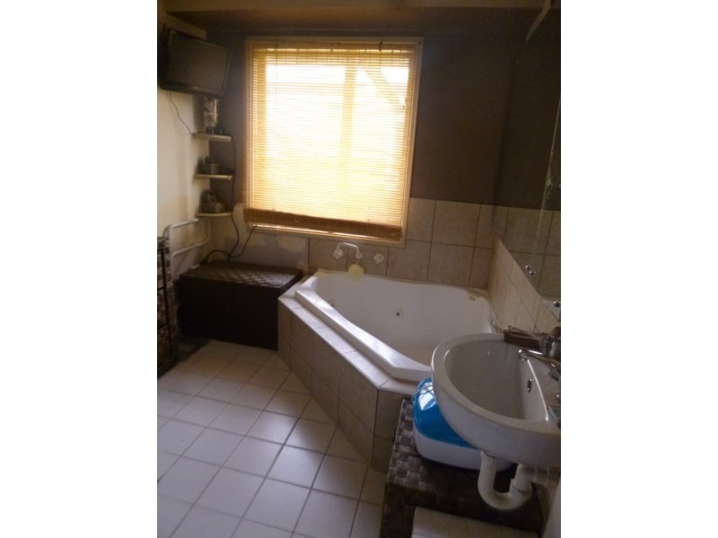 23 Honeyeater Place, Carrum Downs VIC 3201