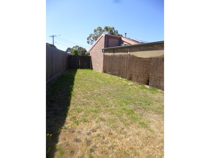 23 Honeyeater Place, Carrum Downs VIC 3201