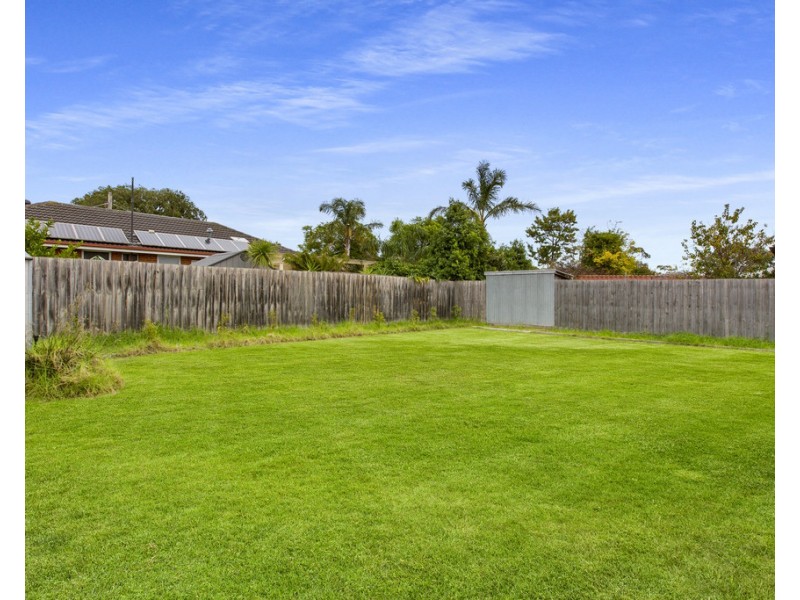 10 Burdett Street, Frankston North VIC 3200