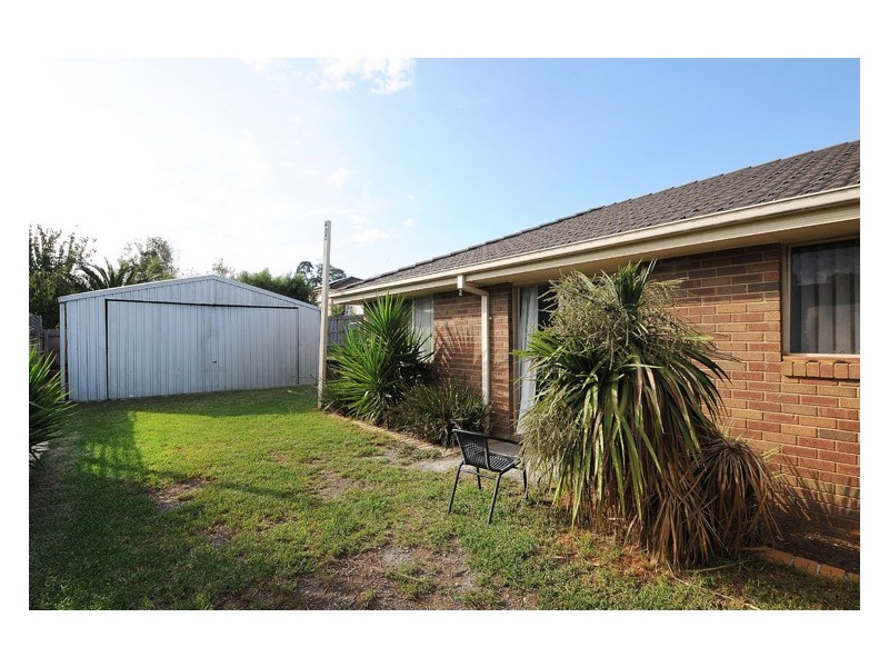 10 Hooper Drive, Skye VIC 3977