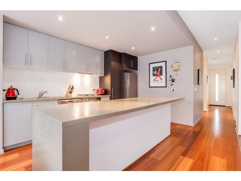 11 Autumn Terrace, Clayton South VIC 3169