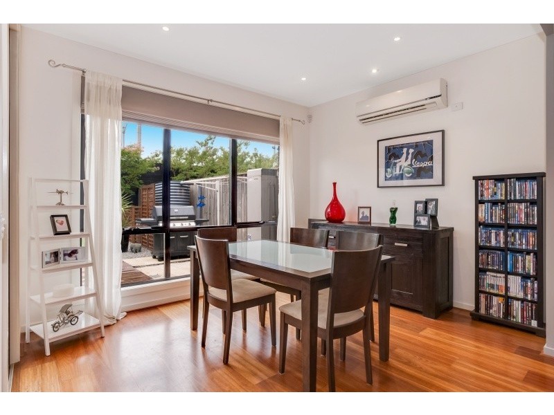 11 Autumn Terrace, Clayton South VIC 3169