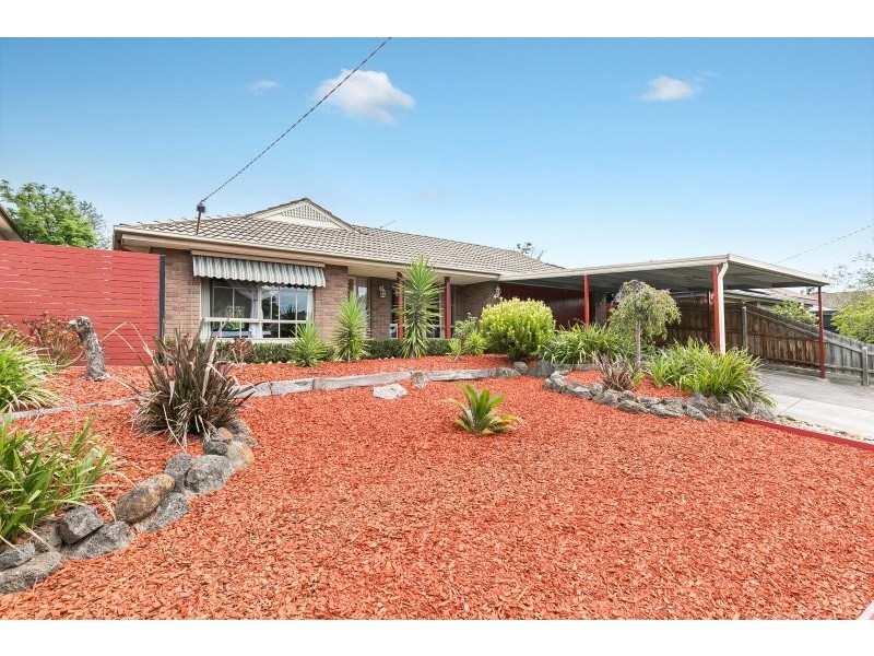 38 Luscombe Avenue, Carrum Downs VIC 3201