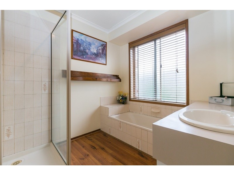 38 Luscombe Avenue, Carrum Downs VIC 3201