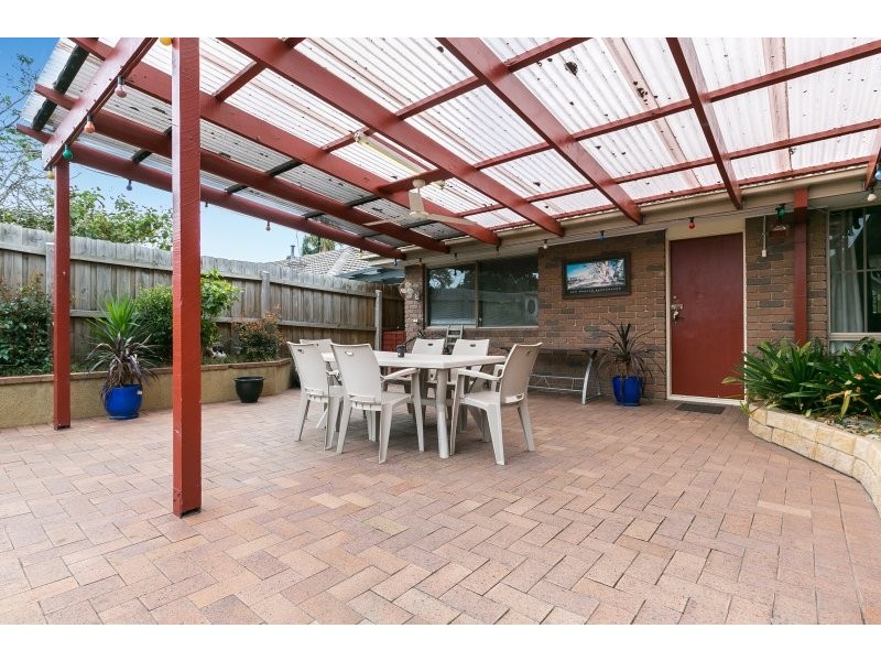 38 Luscombe Avenue, Carrum Downs VIC 3201