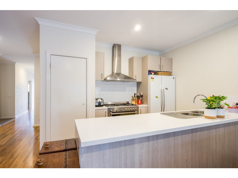 10 Wattlewoods Place, Carrum Downs VIC 3201