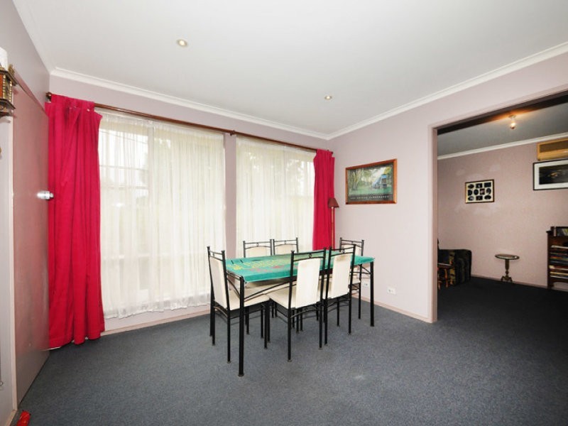 10 Burdett Street, Frankston North VIC 3200