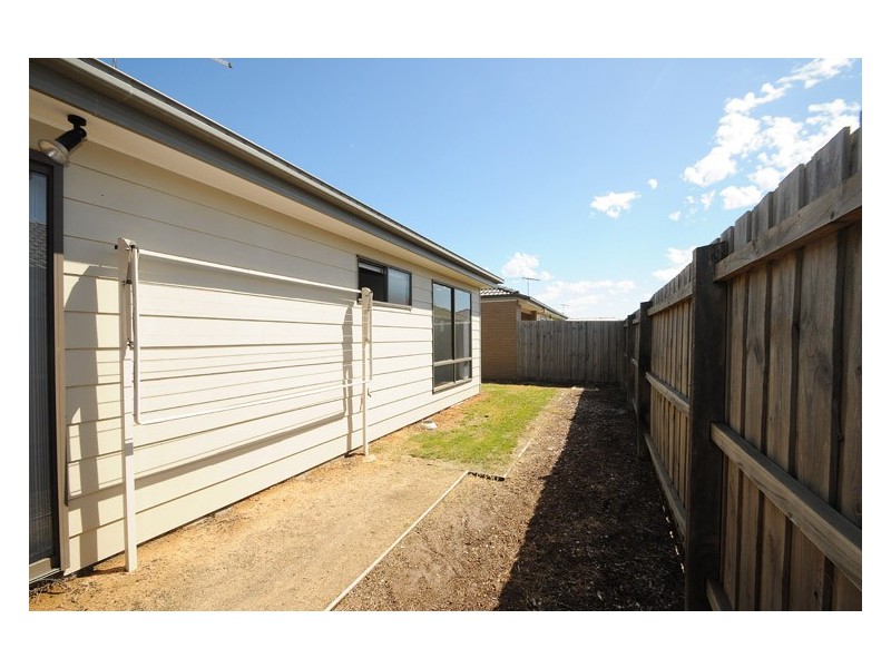 18/3 Elisa Place, Hastings VIC 3915