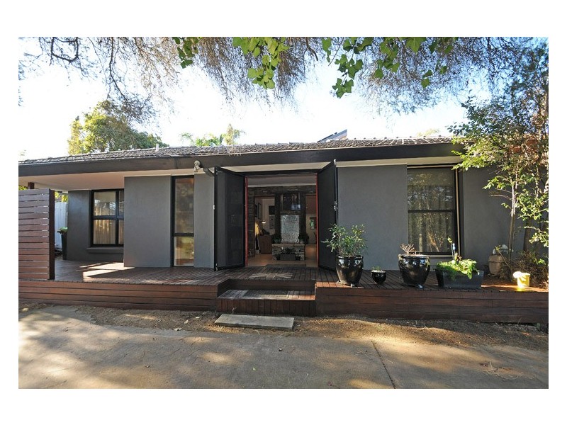 7 Baden Powell Dve, Frankston South VIC 3199