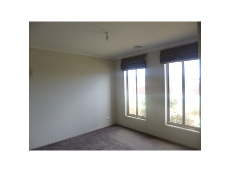 9 Omega Street, Carrum Downs VIC 3201