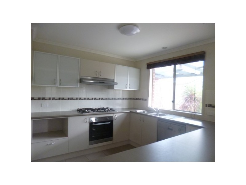 9 Omega Street, Carrum Downs VIC 3201