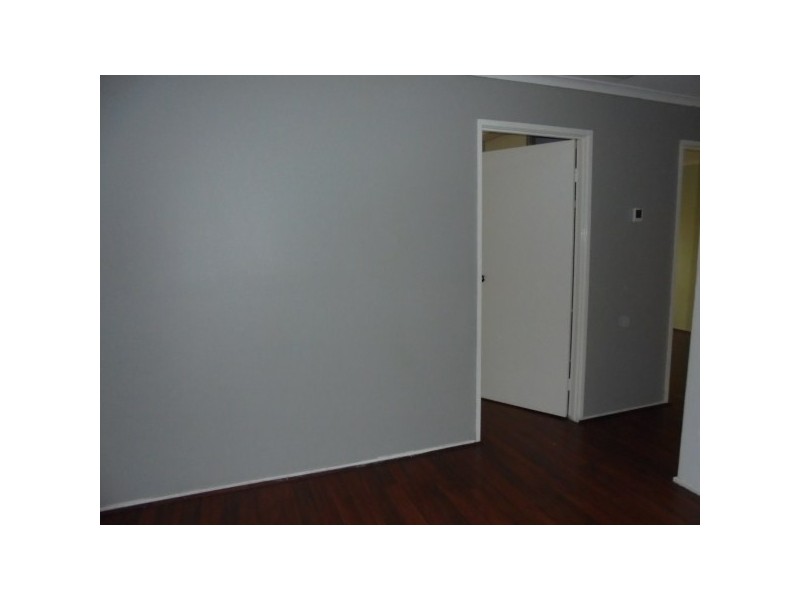 18 Oakwood Drive, Keysborough VIC 3173