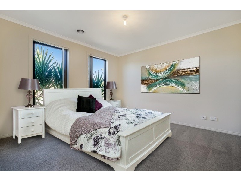 14 Montdami Way, Carrum Downs VIC 3201