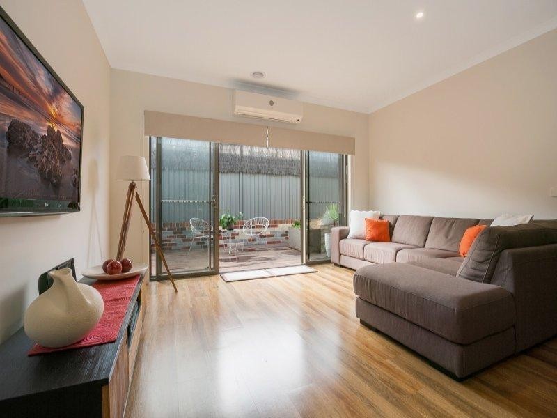 10 Wattlewoods Place, Carrum Downs VIC 3201