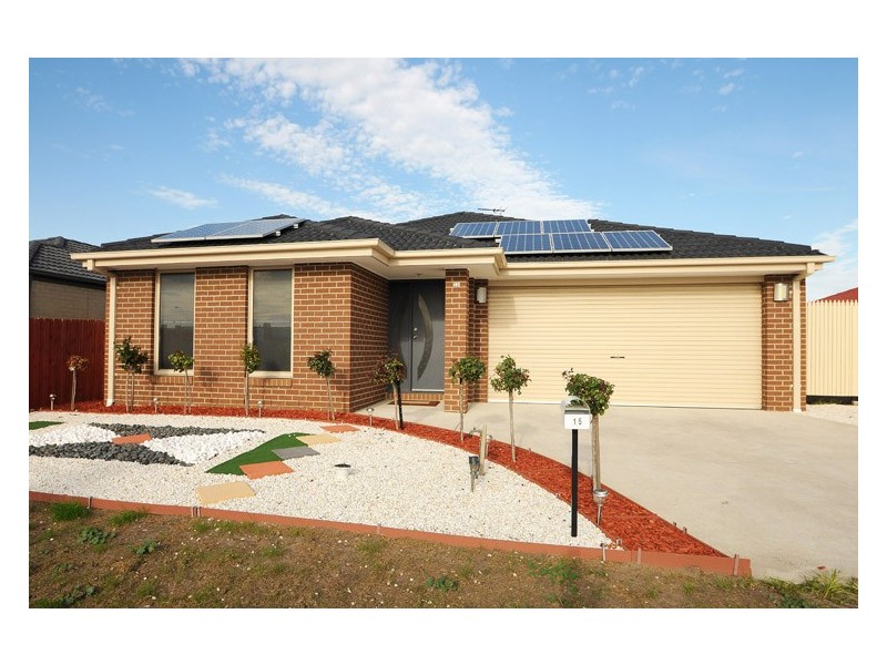 15 Myhaven Circuit, Carrum Downs VIC 3201
