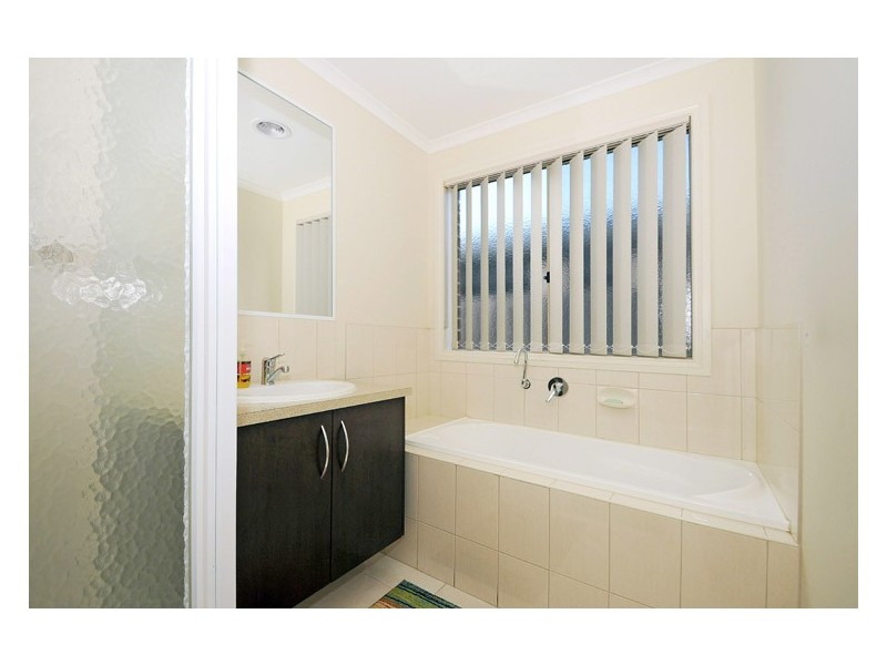 15 Myhaven Circuit, Carrum Downs VIC 3201