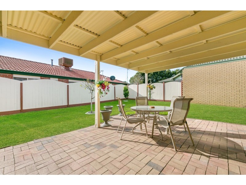 16 Fairhaven Road, Carrum Downs VIC 3201