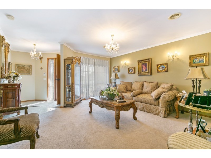 16 Fairhaven Road, Carrum Downs VIC 3201