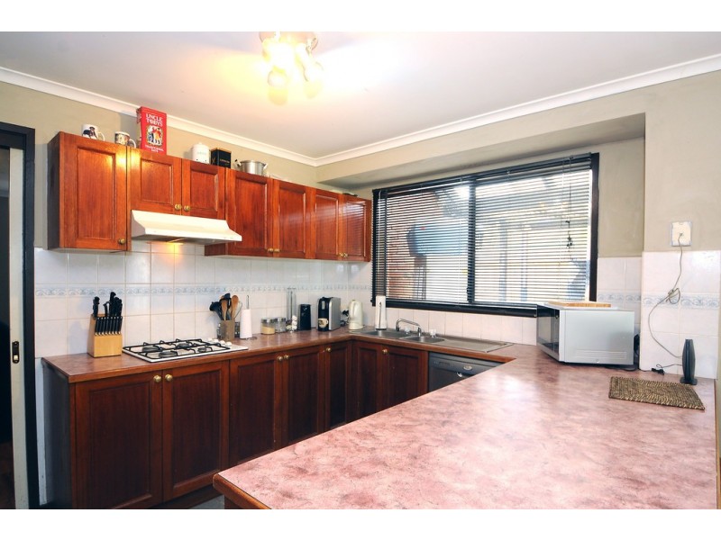 22 Heysen Drive, Skye VIC 3977