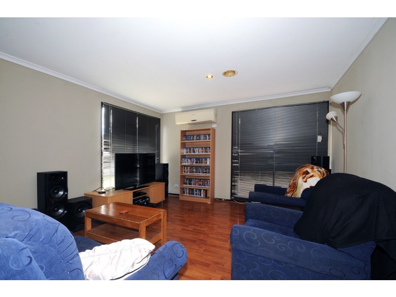 22 Heysen Drive, Skye VIC 3977