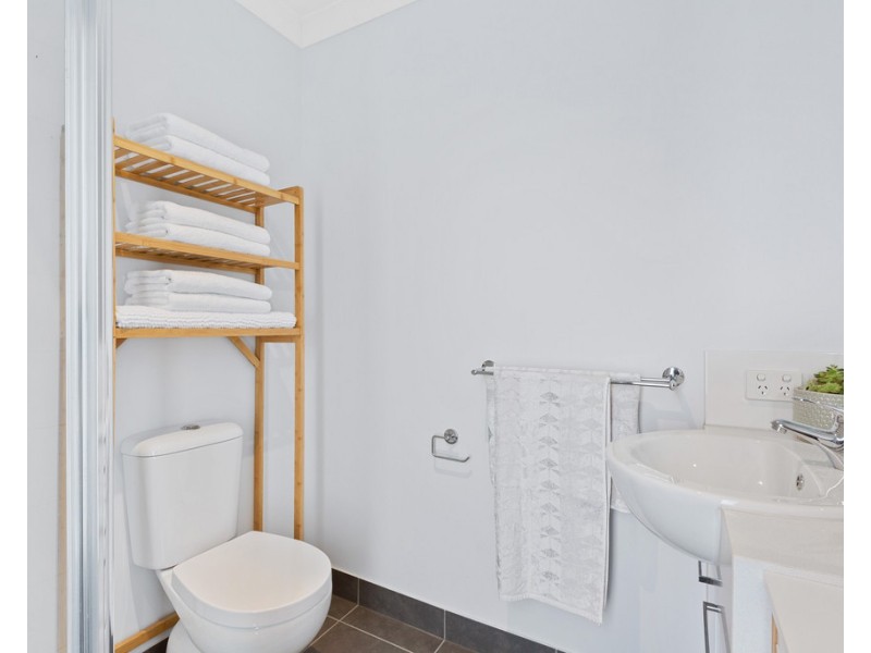 7 Nanea Path, Cranbourne VIC 3977