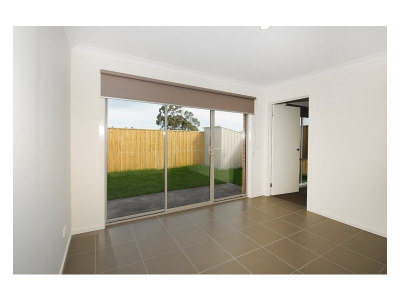 10 Hawkshead Place, Cranbourne North VIC 3977