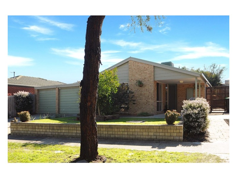 3 Oakwood Drive, Carrum Downs VIC 3201