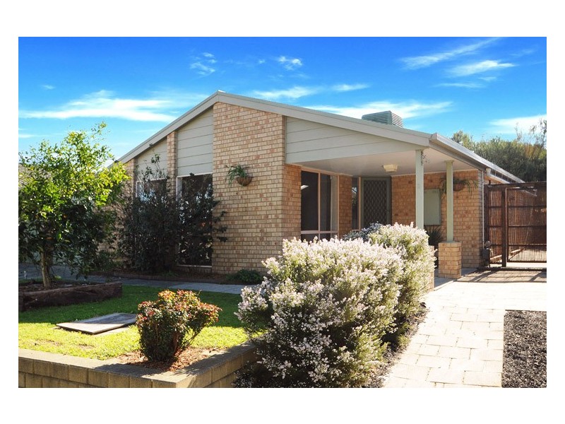 3 Oakwood Drive, Carrum Downs VIC 3201