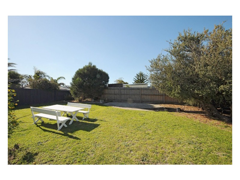 3 Oakwood Drive, Carrum Downs VIC 3201