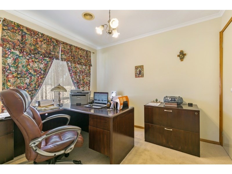 16 Fairhaven Road, Carrum Downs VIC 3201