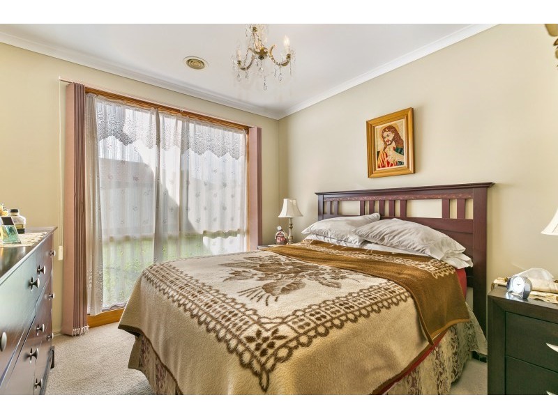 16 Fairhaven Road, Carrum Downs VIC 3201