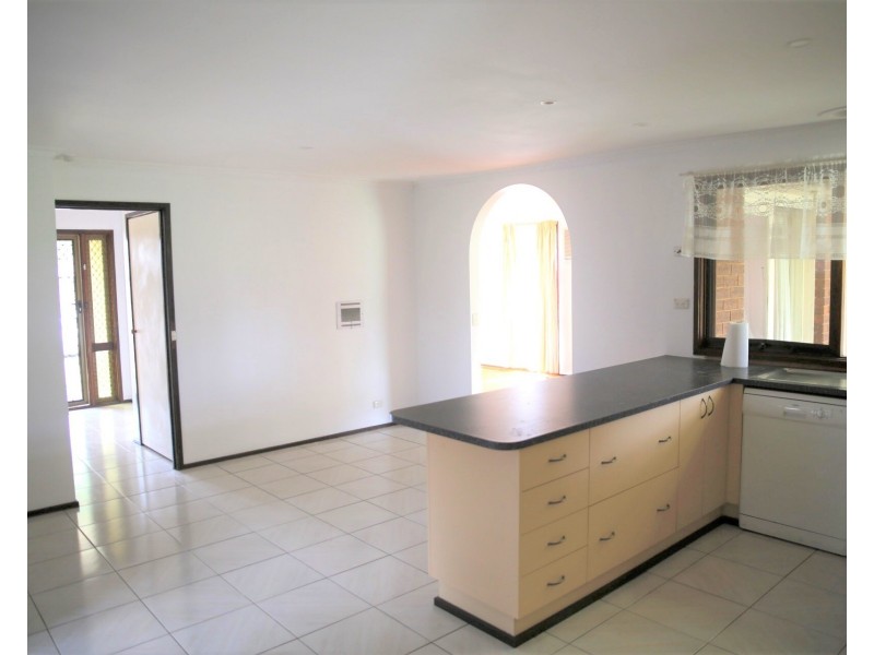 72 Lyrebird Drive, Carrum Downs VIC 3201