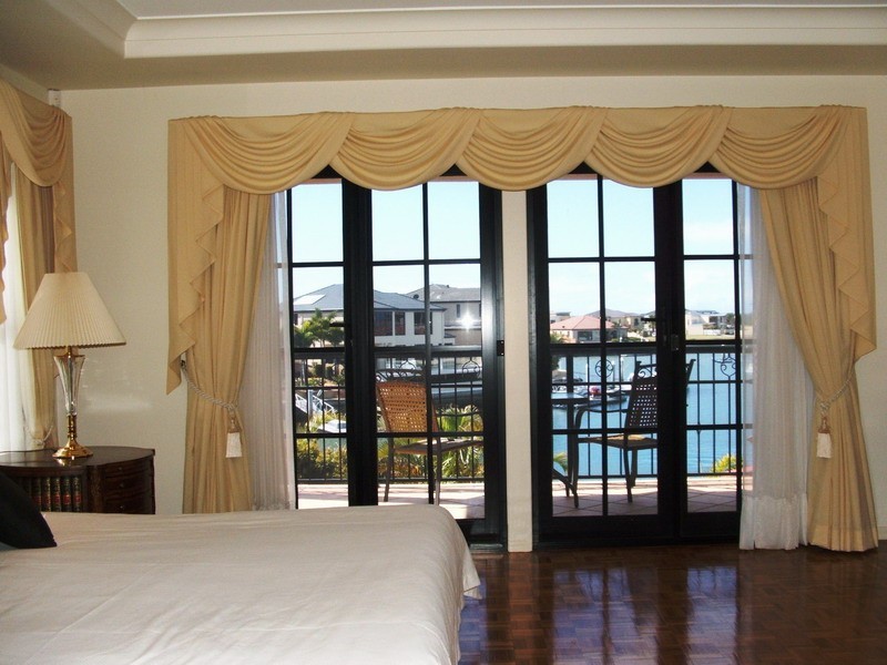 Sovereign Islands QLD 4216