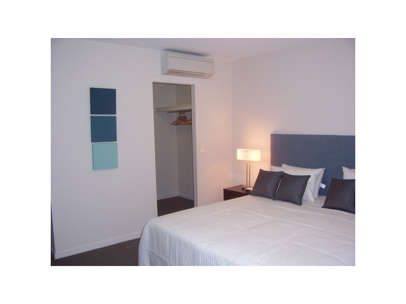 Hope Island QLD 4212