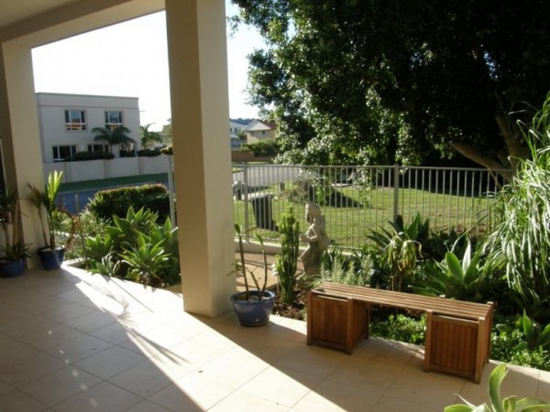 1/3 Joseph Street, Runaway Bay QLD 4216