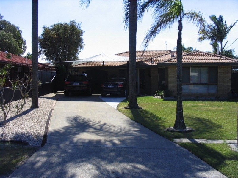 Hollywell QLD 4216